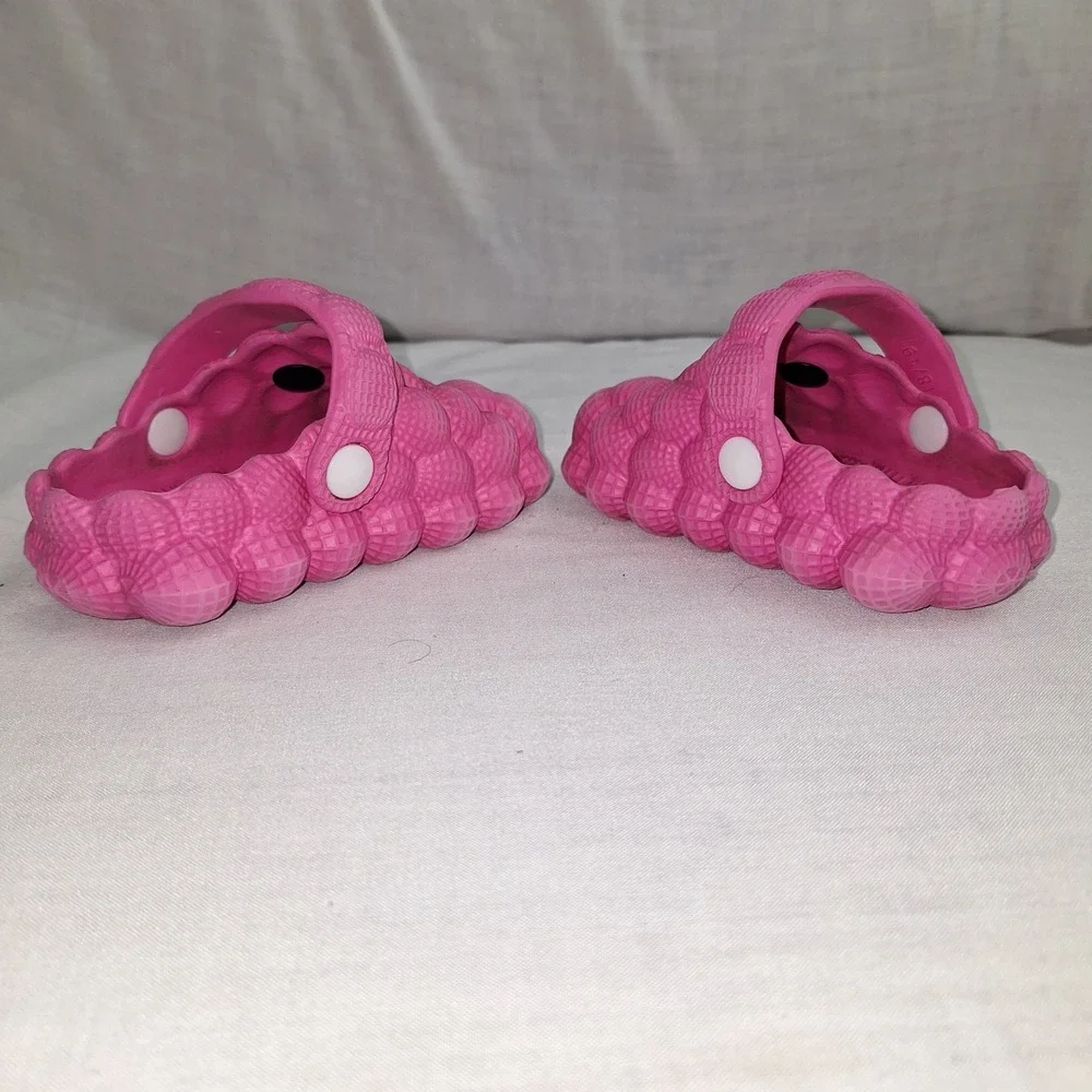 Y2K Bright Pink Size 8/9 Rainbow Bubble Slides Clogs Kids Golf Ball Cute Rainbow